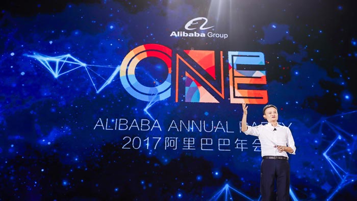 公司年會活動中領(lǐng)導(dǎo)致辭稿怎么寫